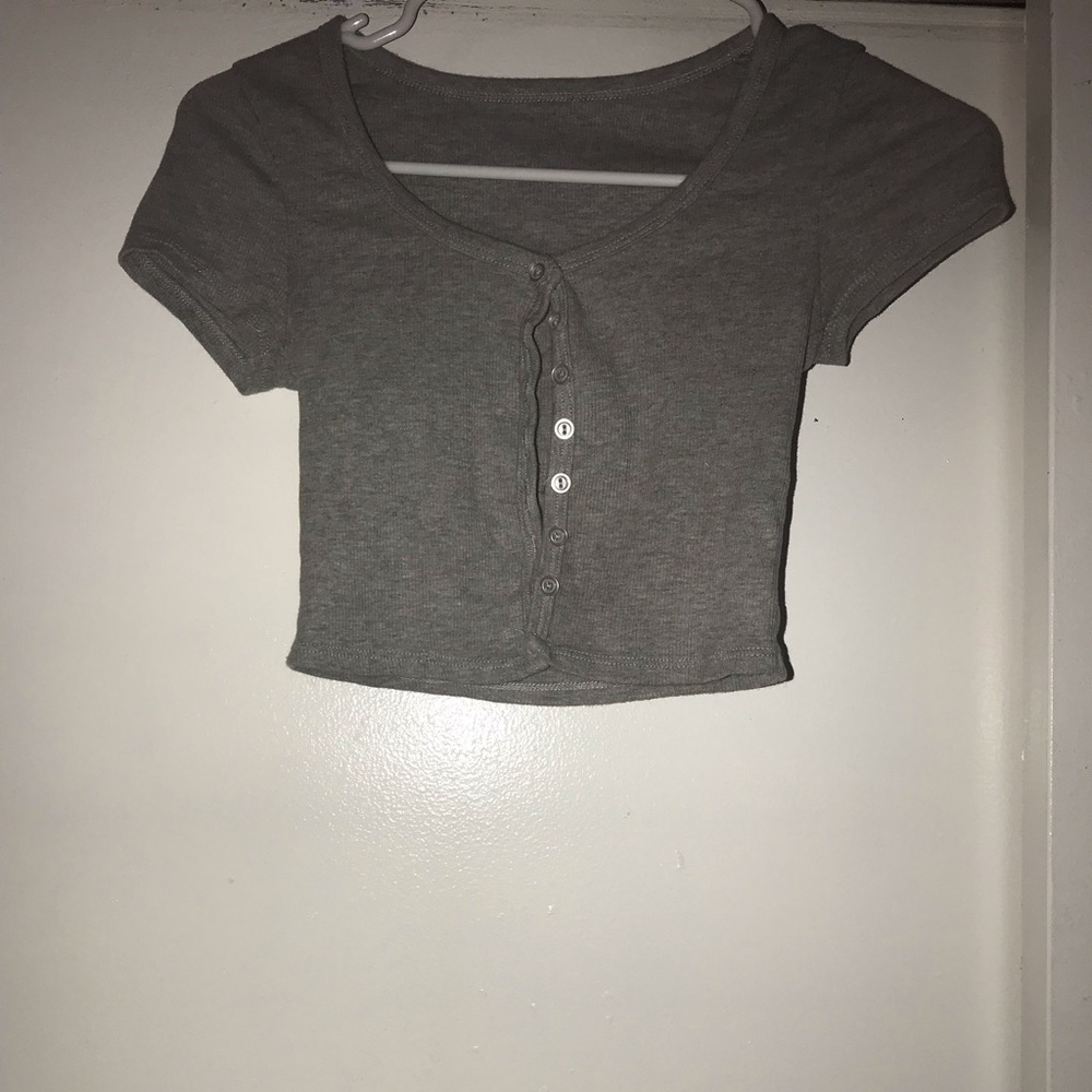 crop top
